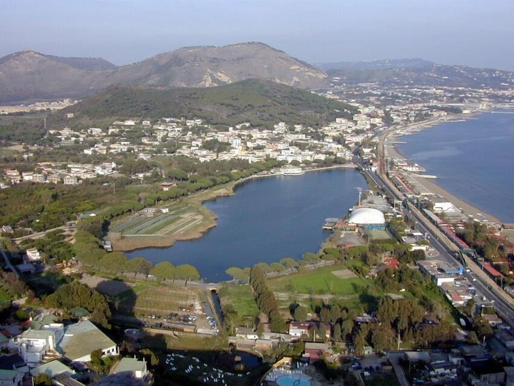 Hotel Santa Marta Pozzuoli Exterior foto